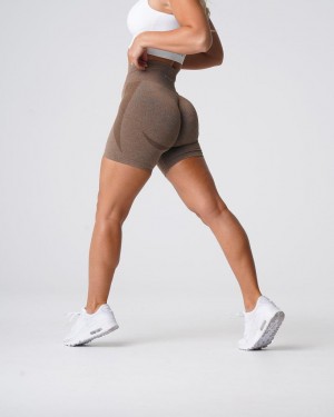 NVGTN Contour Seamless Shorts Dam Beige | SE092FD